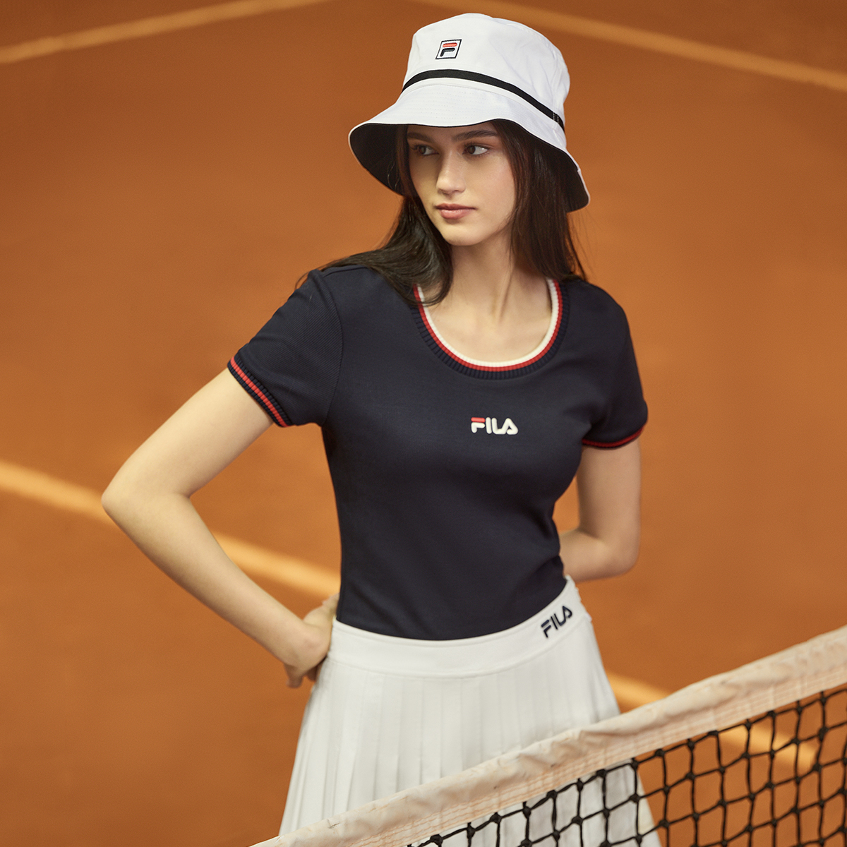 Women's fashion casual slim U-neck short-sleeved T-shirt